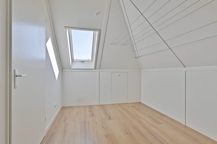 Foto 28 van Marten Toonderlaan 13