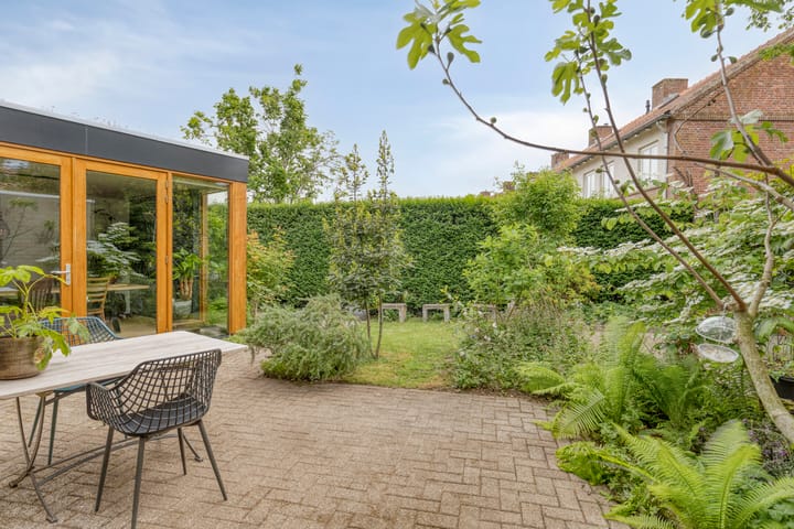 Foto 28 van Geurdenhof 40