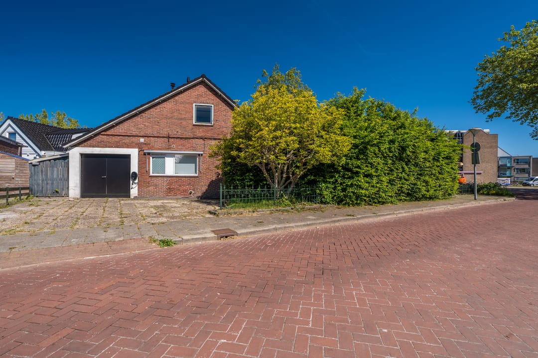 Foto 2 van Burgemeester Mr. H.J. Engelkens-laan 4