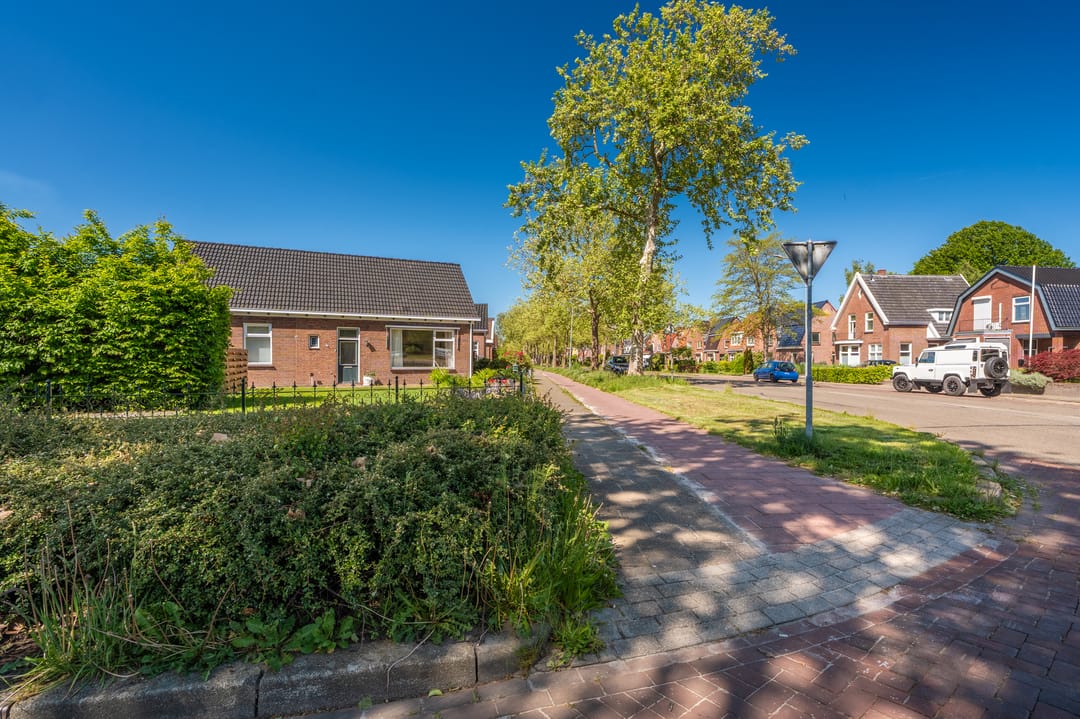 Foto 7 van Burgemeester Mr. H.J. Engelkens-laan 4