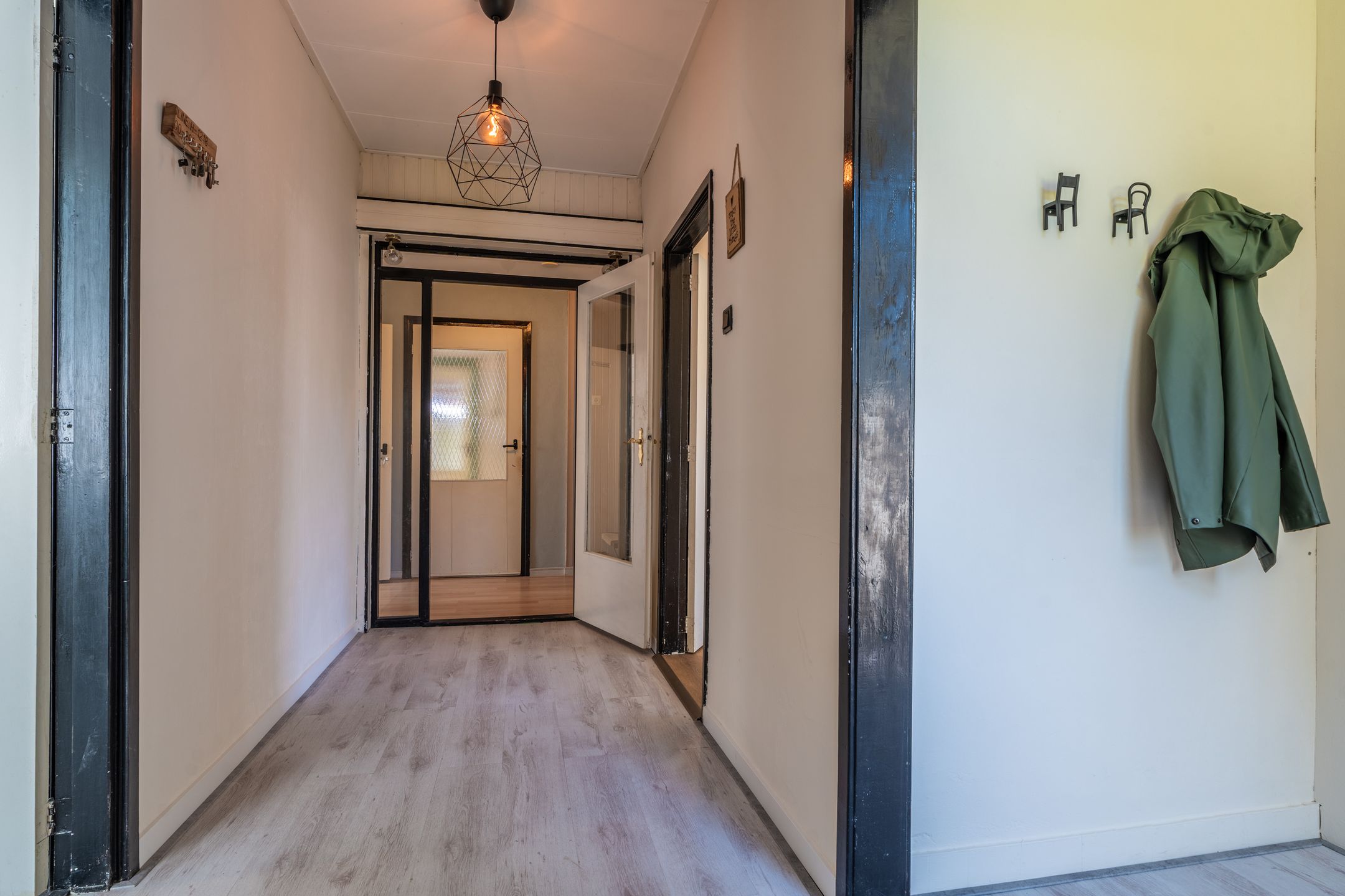 Foto 9 van Burgemeester Mr. H.J. Engelkens-laan 4