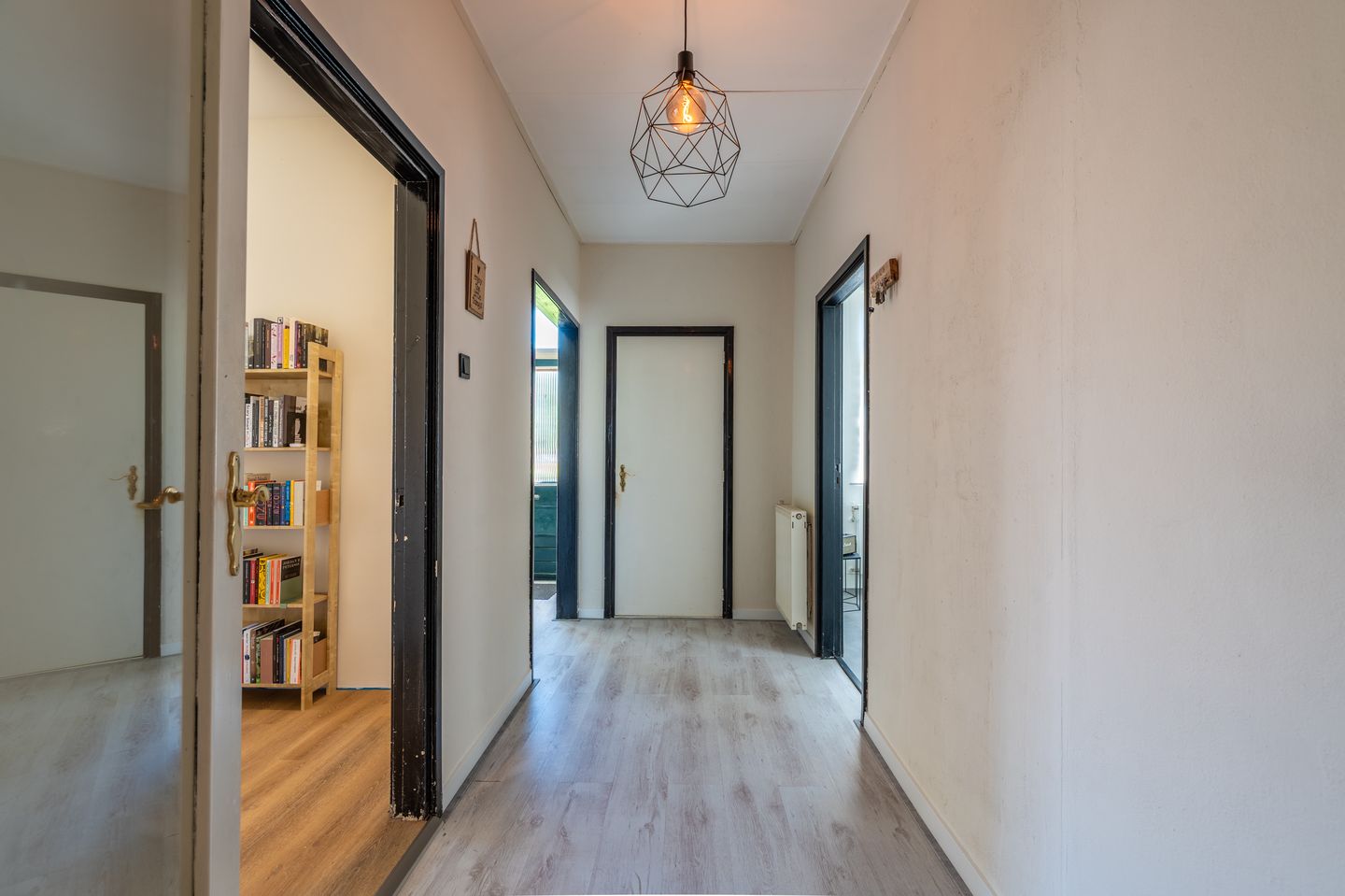 Foto 10 van Burgemeester Mr. H.J. Engelkens-laan 4