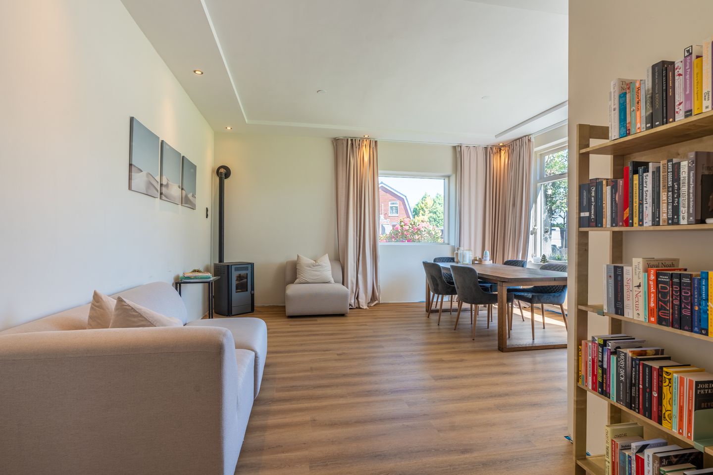 Foto 14 van Burgemeester Mr. H.J. Engelkens-laan 4