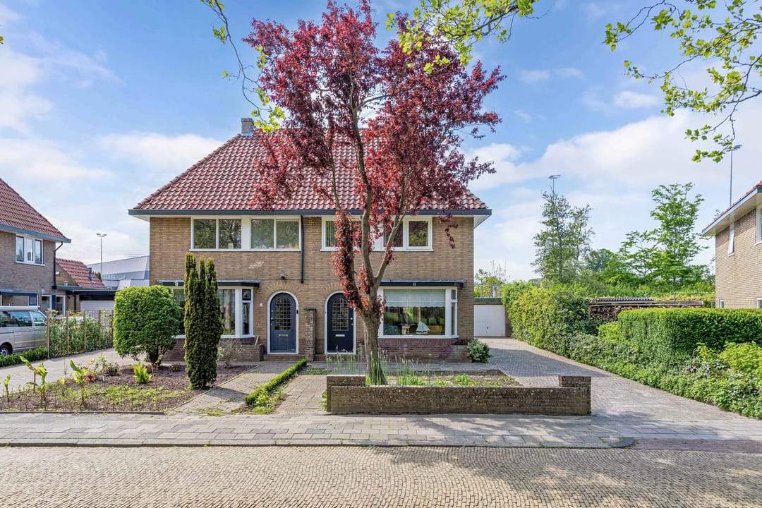 Foto 2 van Hertog van Saxenlaan 35