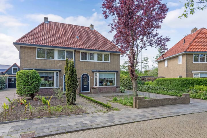 Foto 6 van Hertog van Saxenlaan 35