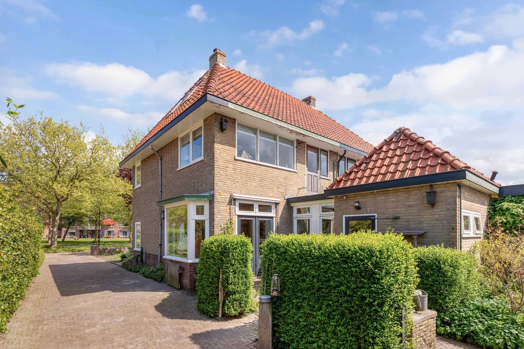 Foto 11 van Hertog van Saxenlaan 35