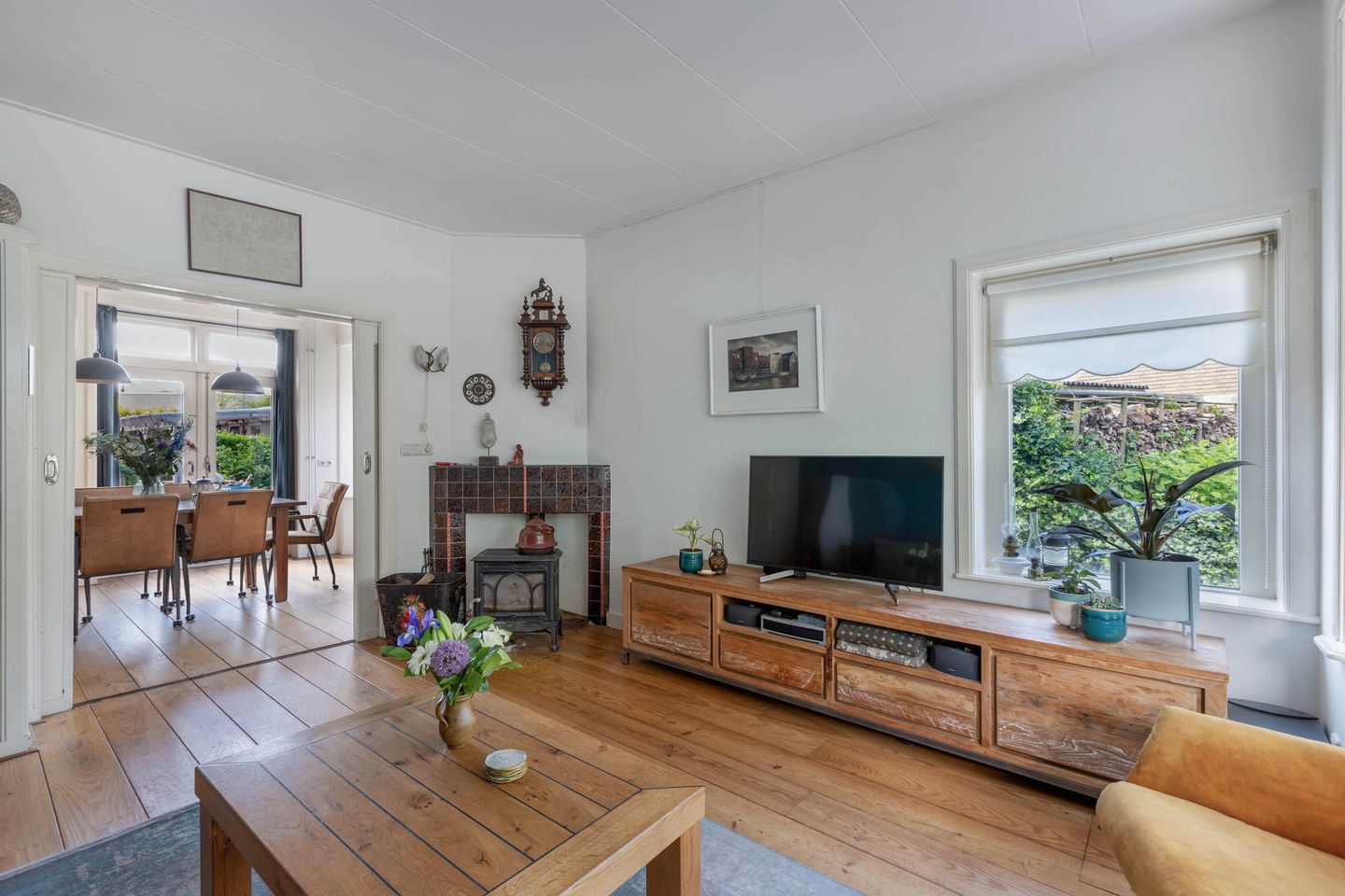 Foto 19 van Hertog van Saxenlaan 35