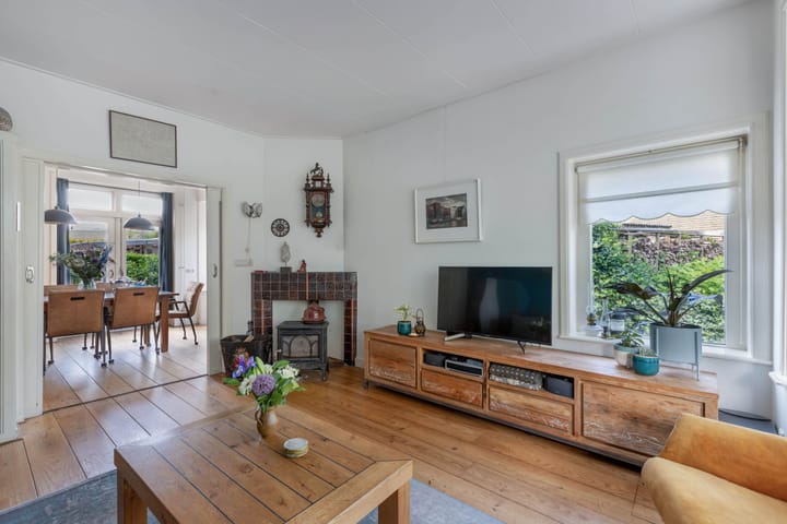 Foto 19 van Hertog van Saxenlaan 35