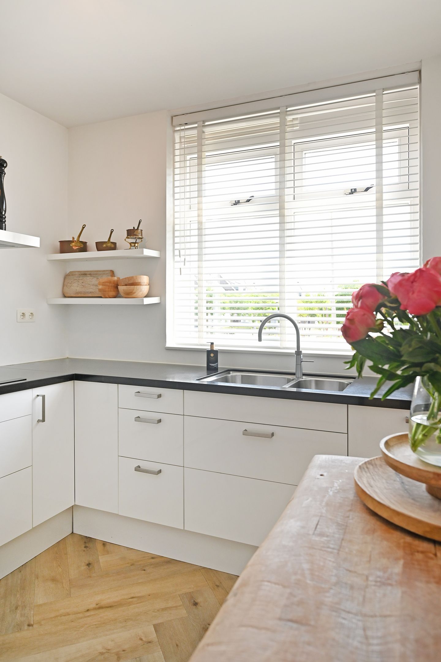 Foto 35 van Abe Bonnemastraat 86