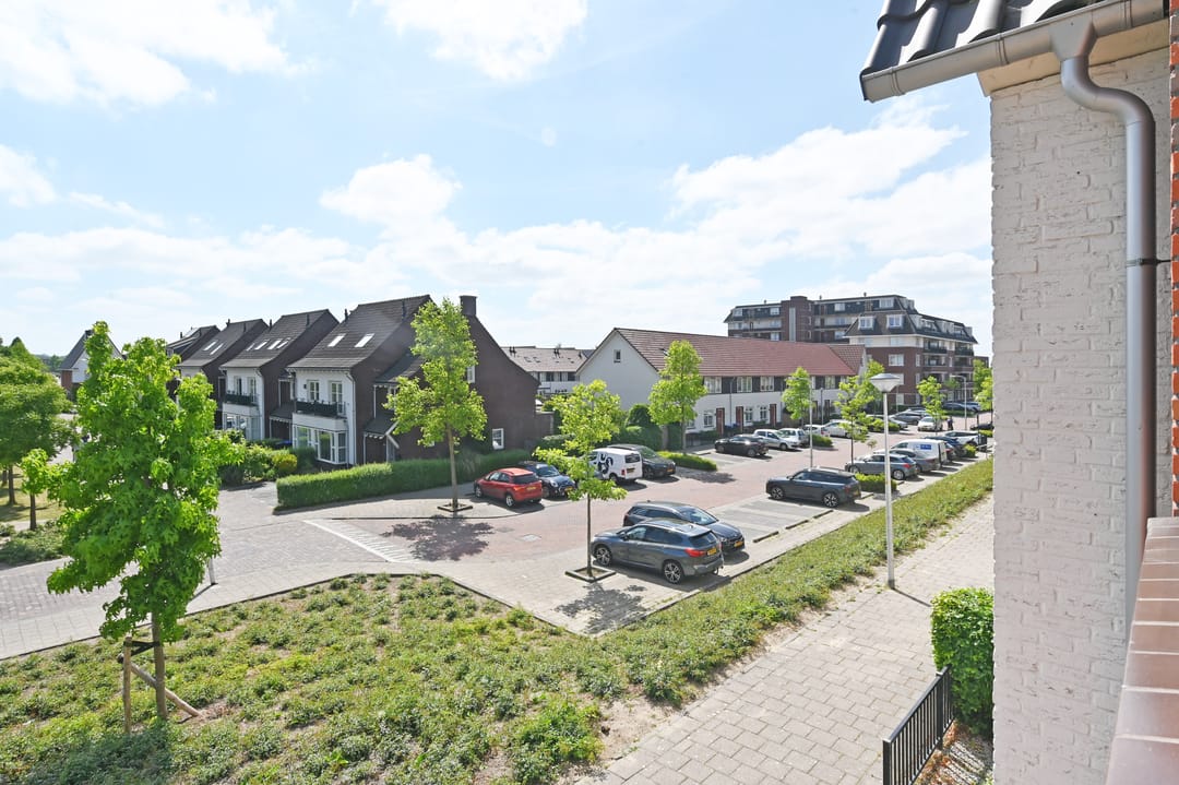 Foto 43 van Abe Bonnemastraat 86