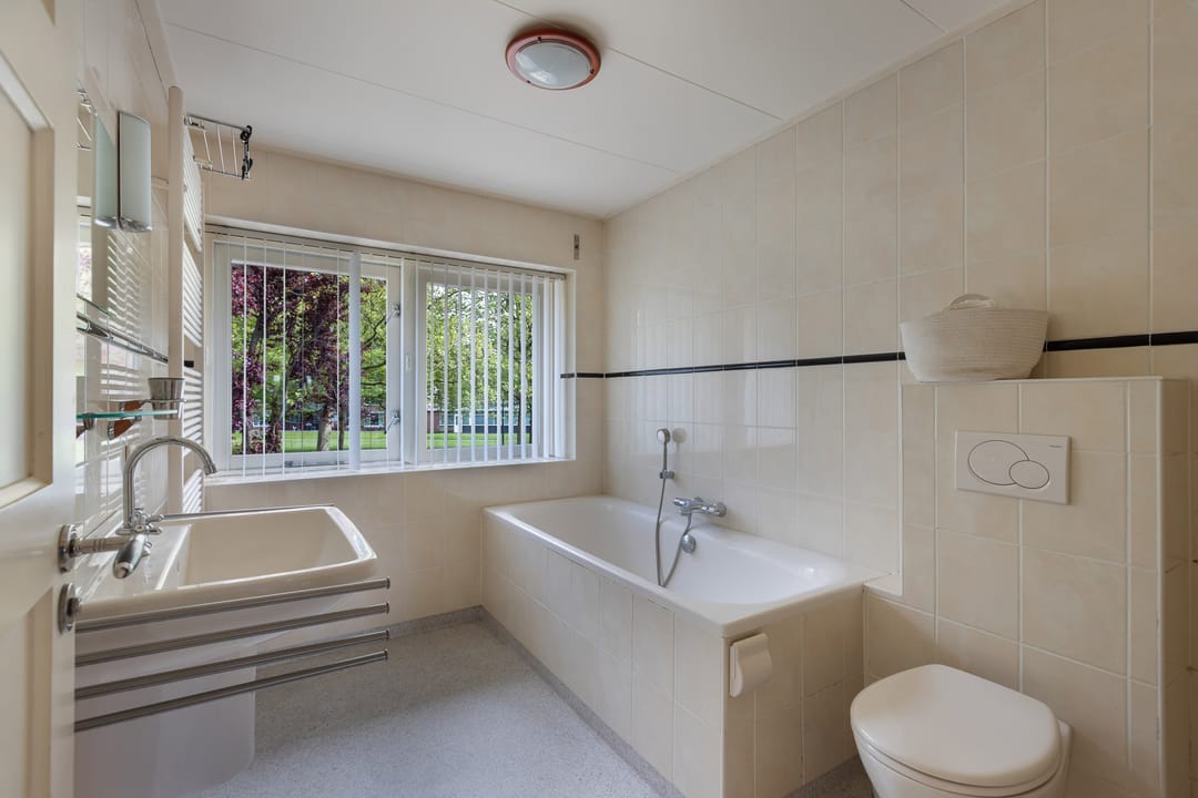 Foto 37 van Hertog van Saxenlaan 35