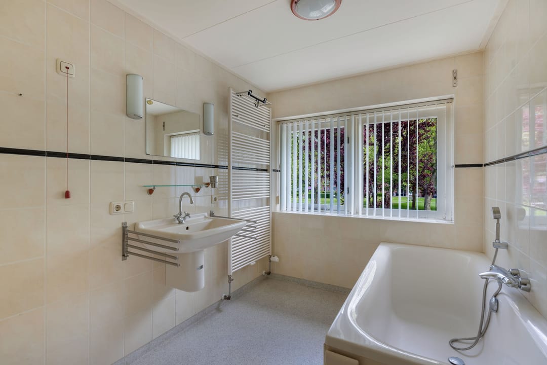 Foto 38 van Hertog van Saxenlaan 35