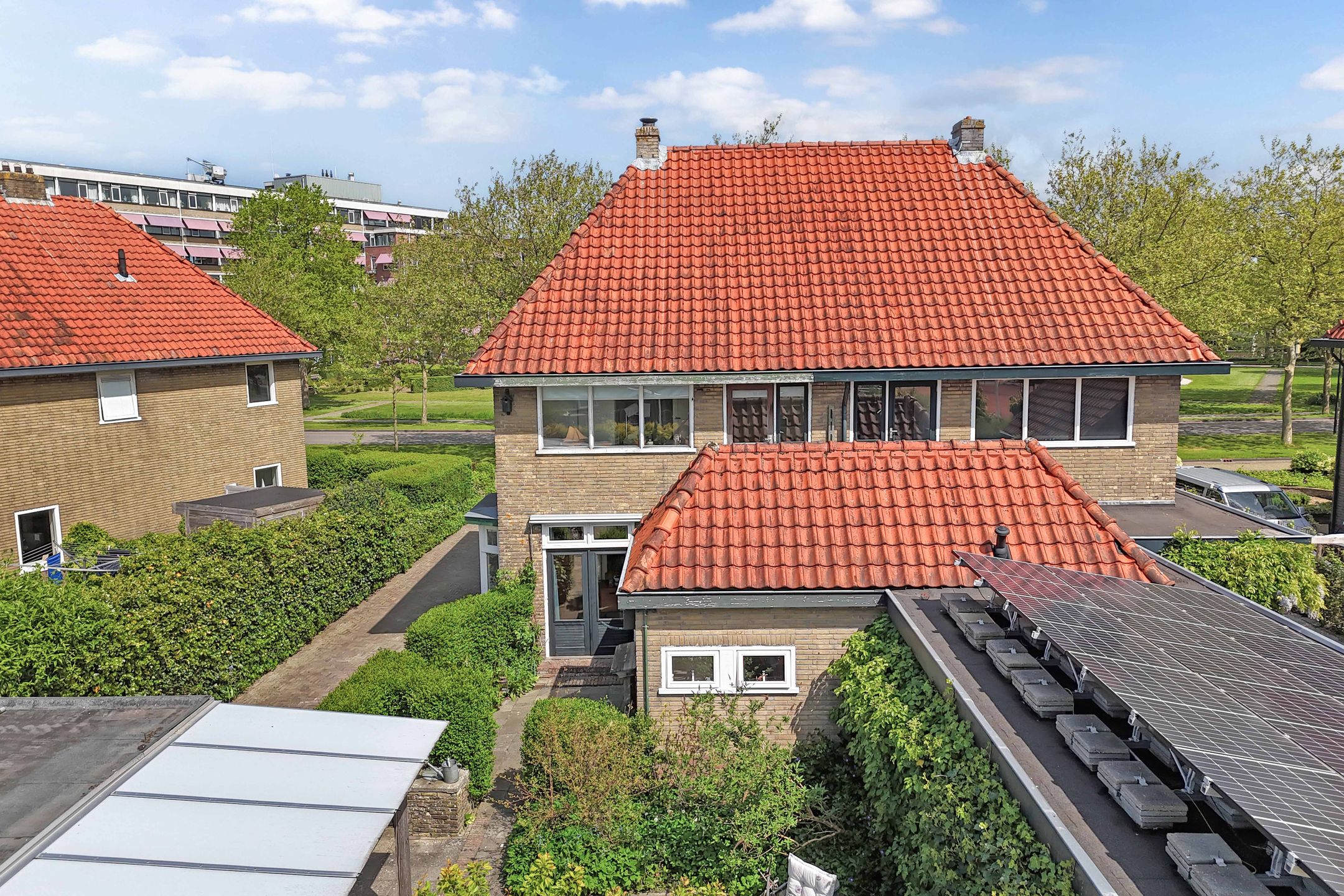 Foto 60 van Hertog van Saxenlaan 35