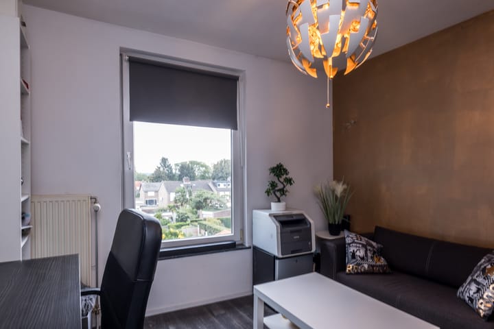 Foto 34 van Rijksweg Zuid 105