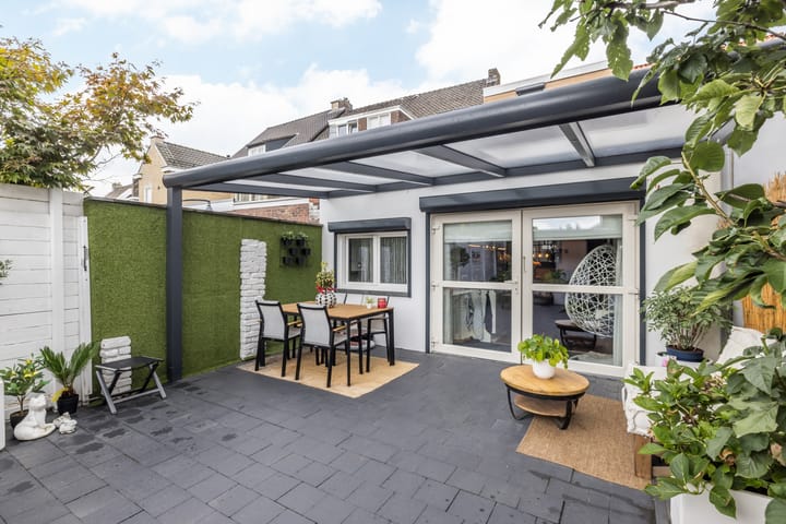 Foto 40 van Rijksweg Zuid 105