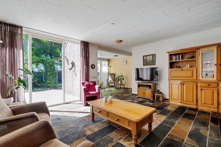 Foto 2 van Steinwegstraat 2