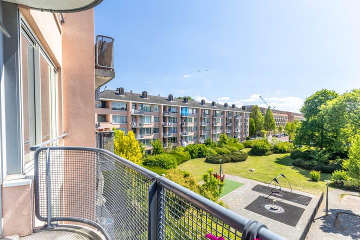 Photo 1 of Robert Fruinlaan 13-2