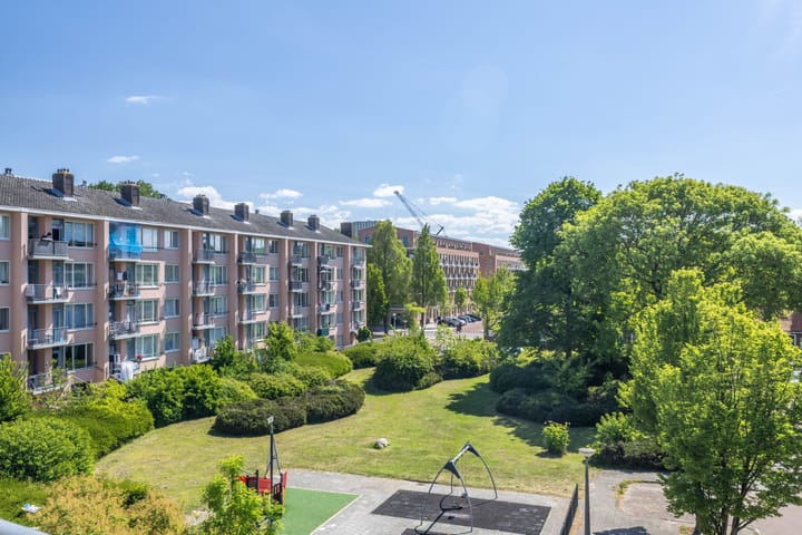 Photo 14 of Robert Fruinlaan 13-2