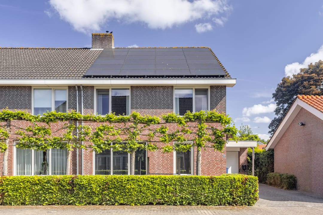 Foto 2 van Korenschuur 37