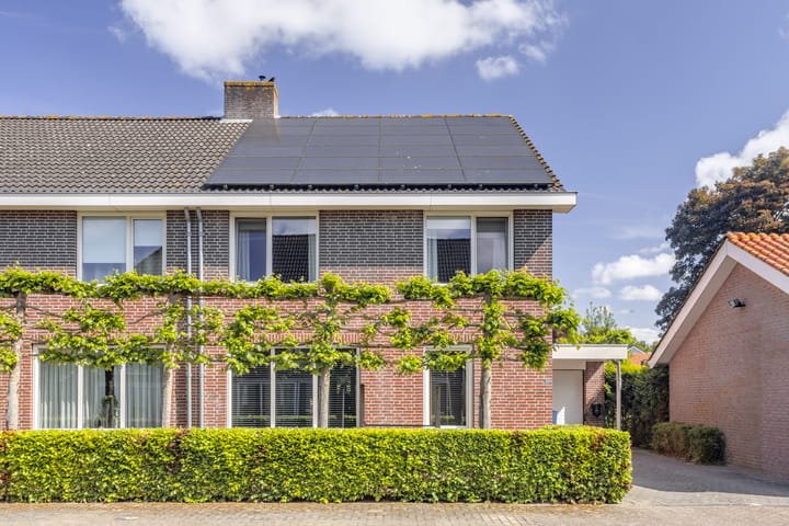 Foto 2 van Korenschuur 37