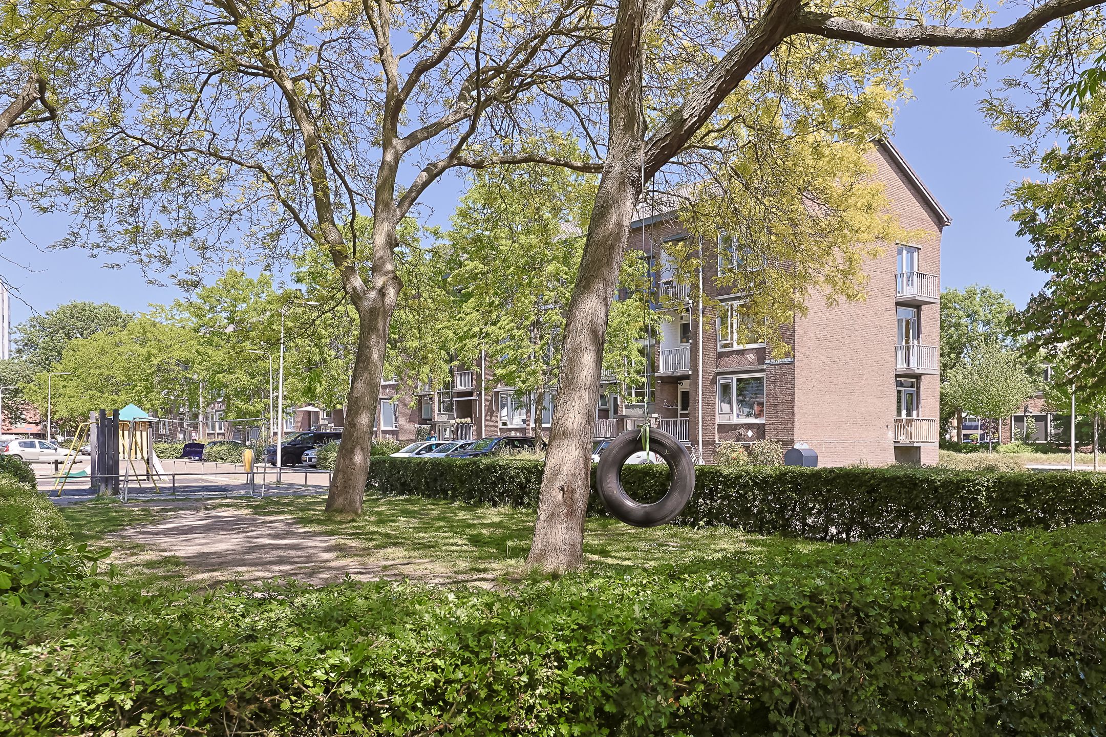 Foto 3 van Charlotte de Bourbonstraat 6