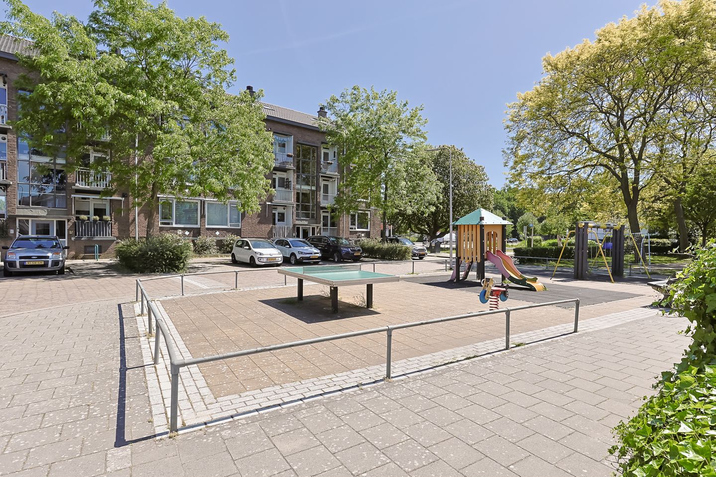 Foto 4 van Charlotte de Bourbonstraat 6