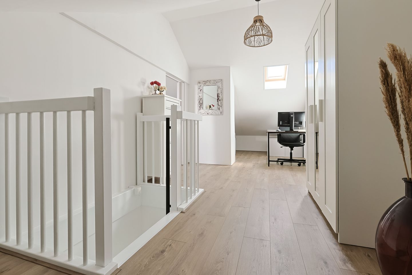 Foto 29 van Charlotte de Bourbonstraat 6