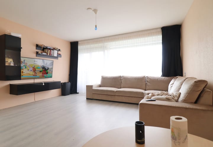 Photo 2 of Van Heuven Goedhartlaan 93