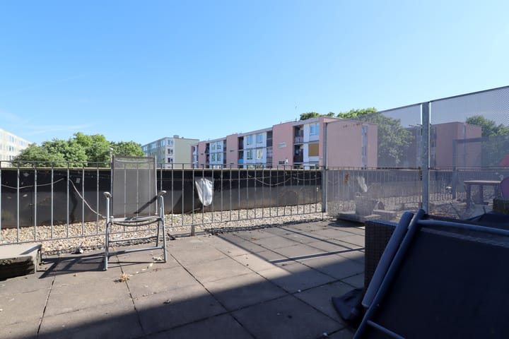 Photo 5 of Van Heuven Goedhartlaan 93