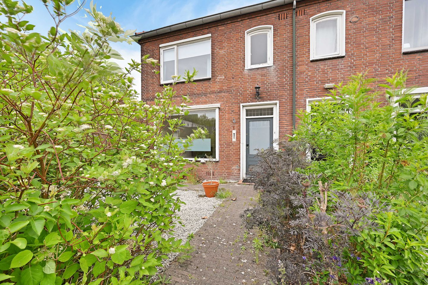 Photo 5 of Essesteijnstraat 1