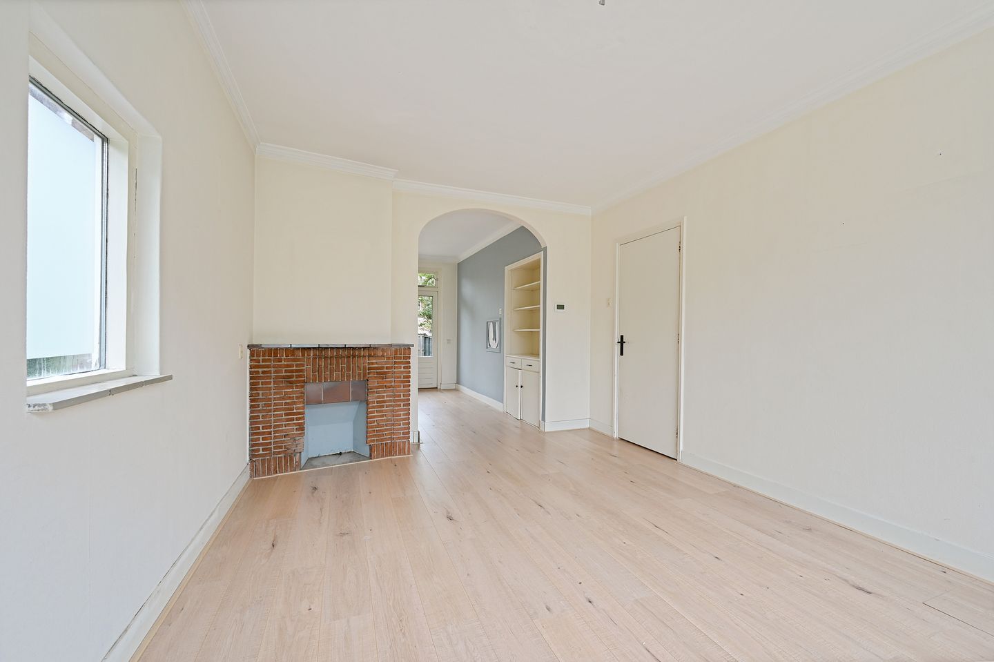 Photo 10 of Essesteijnstraat 1