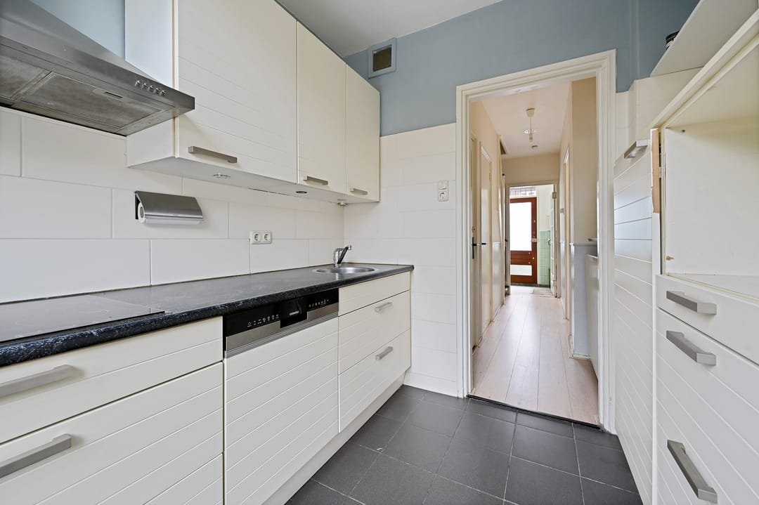 Photo 17 of Essesteijnstraat 1