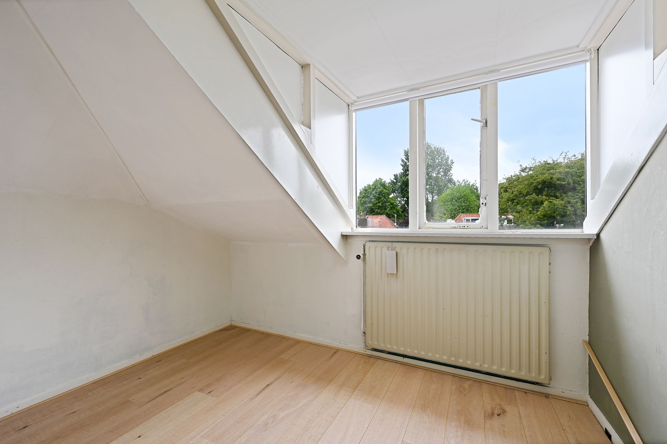 Photo 39 of Essesteijnstraat 1