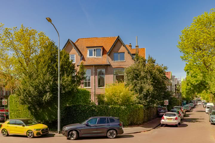 Photo 1 of Westerhoutstraat 1