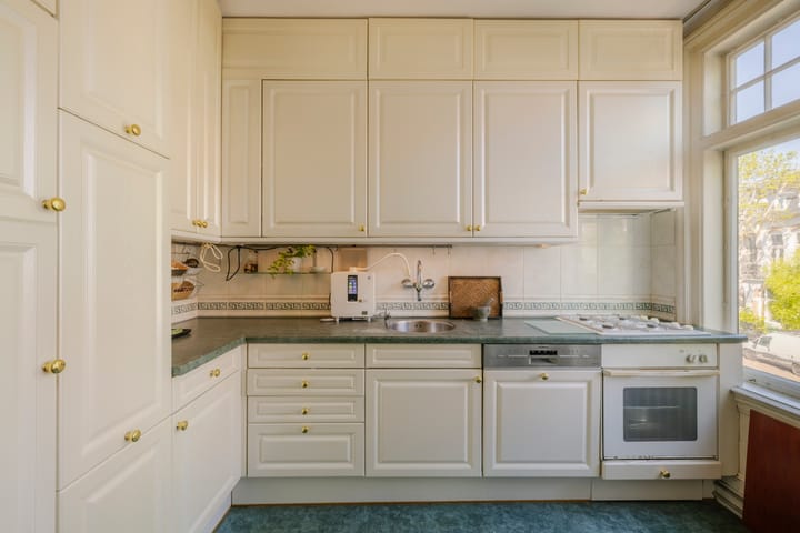 Photo 25 of Westerhoutstraat 1