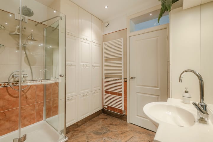 Photo 27 of Westerhoutstraat 1