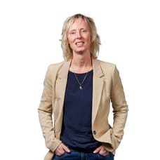 Debby van Veen - Commercieel Medewerker