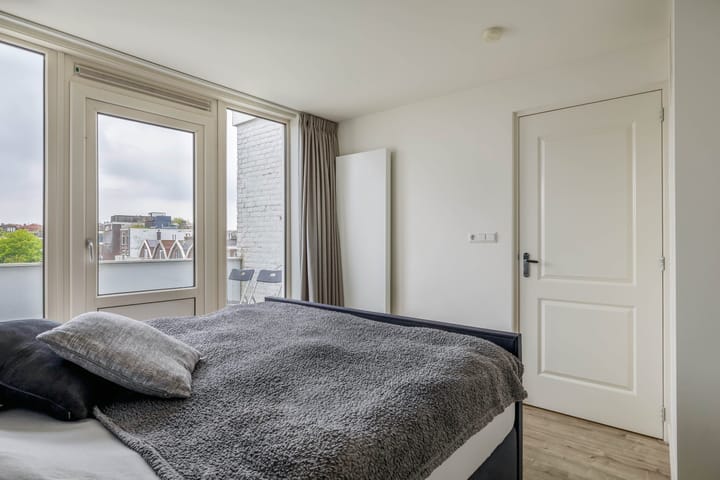 Photo 32 of Rodenrijselaan 9-A03