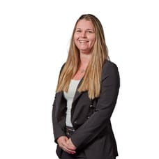 Maureen Hulstein - Commercieel Medewerker