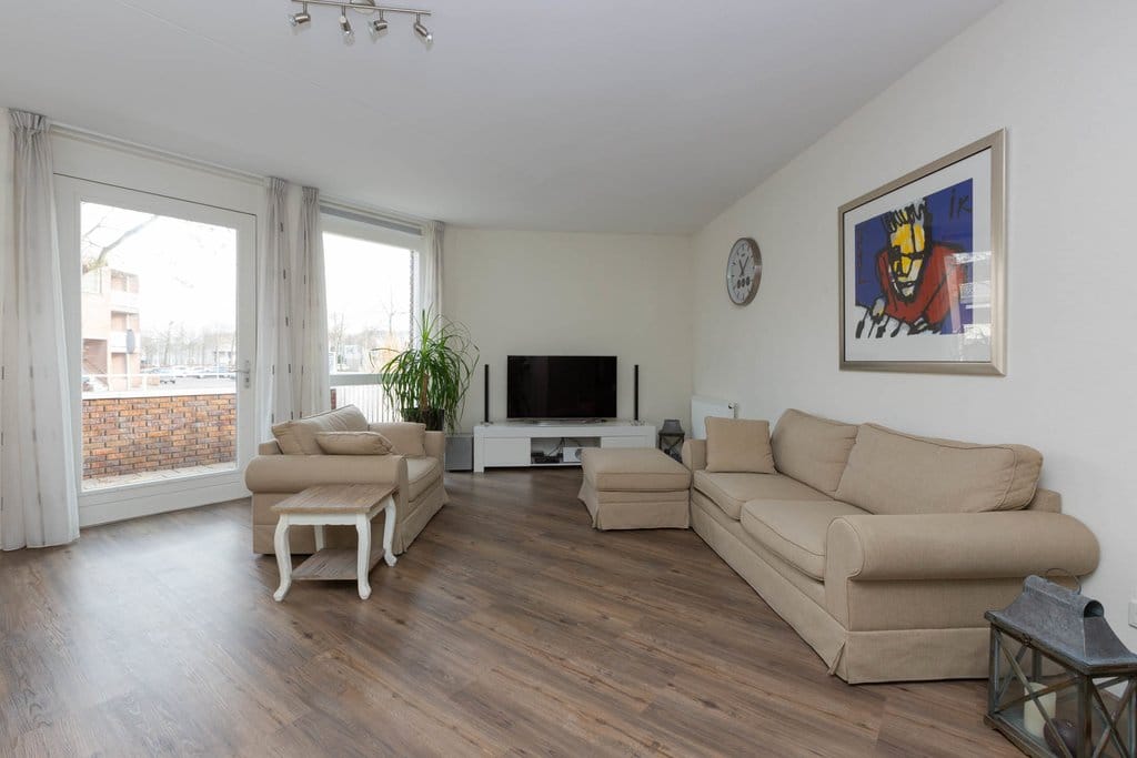 Photo 4 of Duiker 39