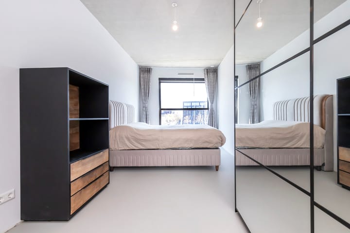 Foto 15 van Krijn Taconiskade 217