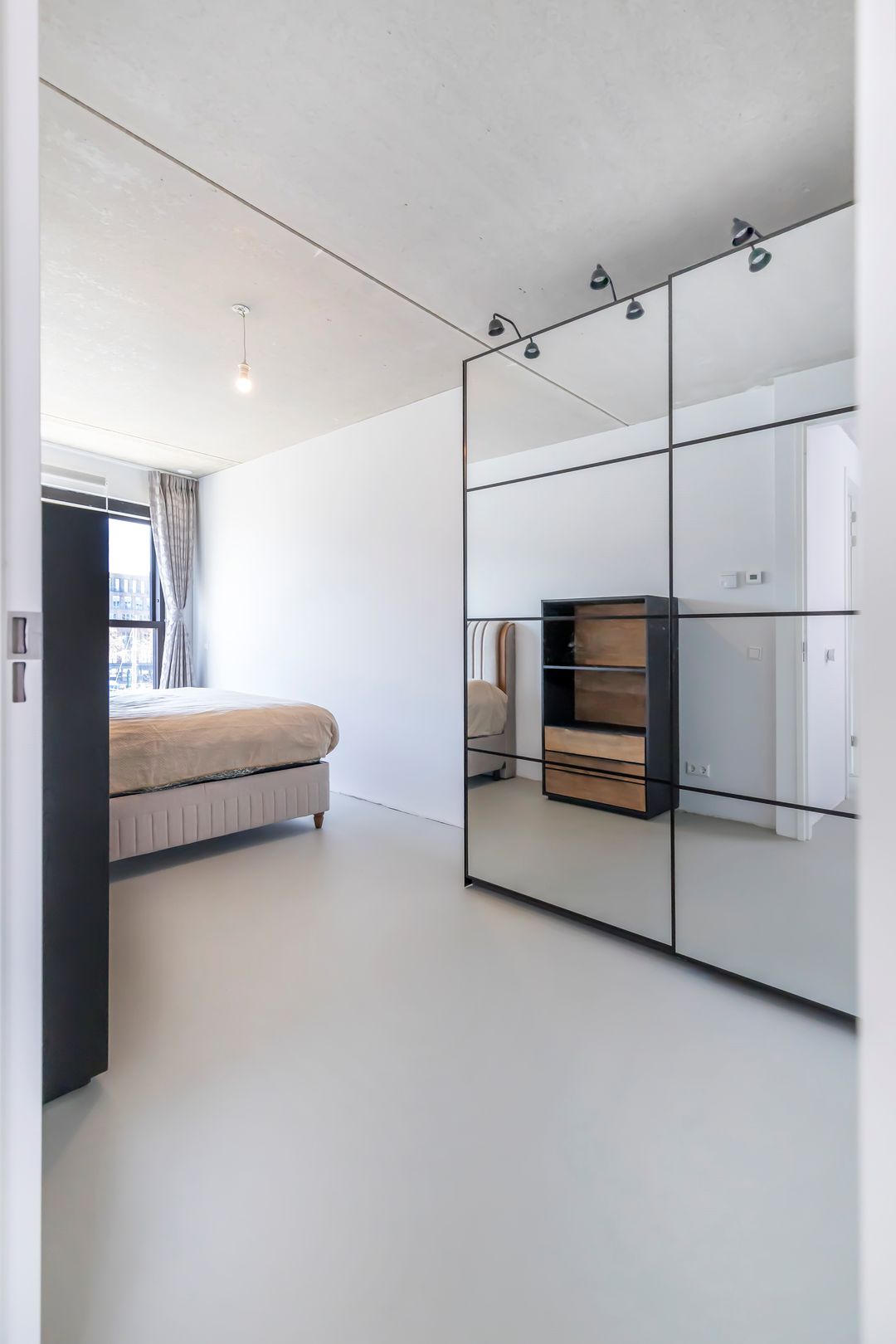 Foto 16 van Krijn Taconiskade 217