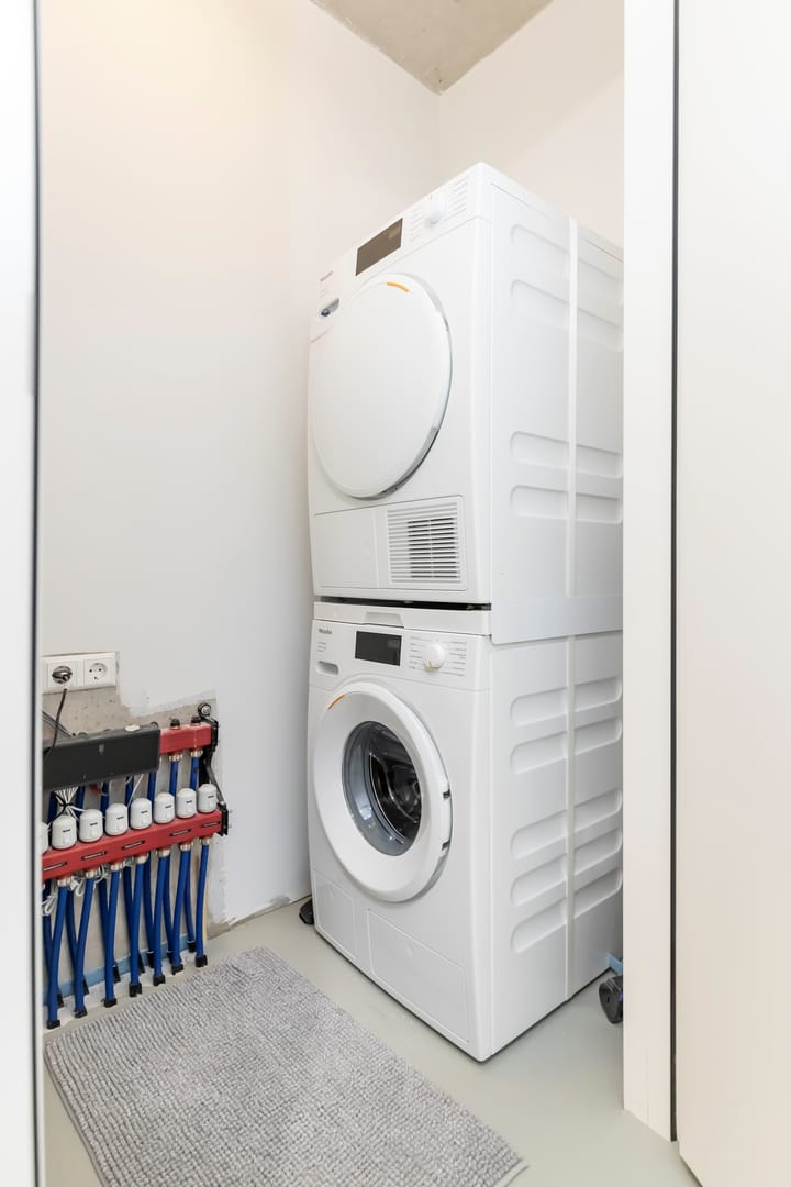 Foto 28 van Krijn Taconiskade 217