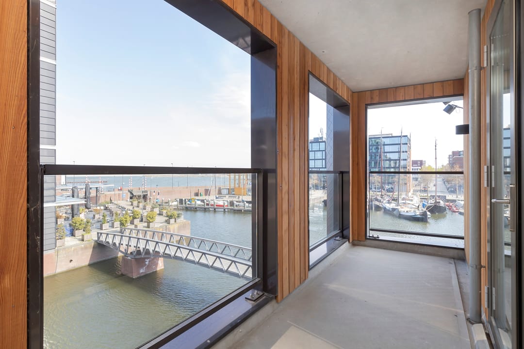 Foto 31 van Krijn Taconiskade 217