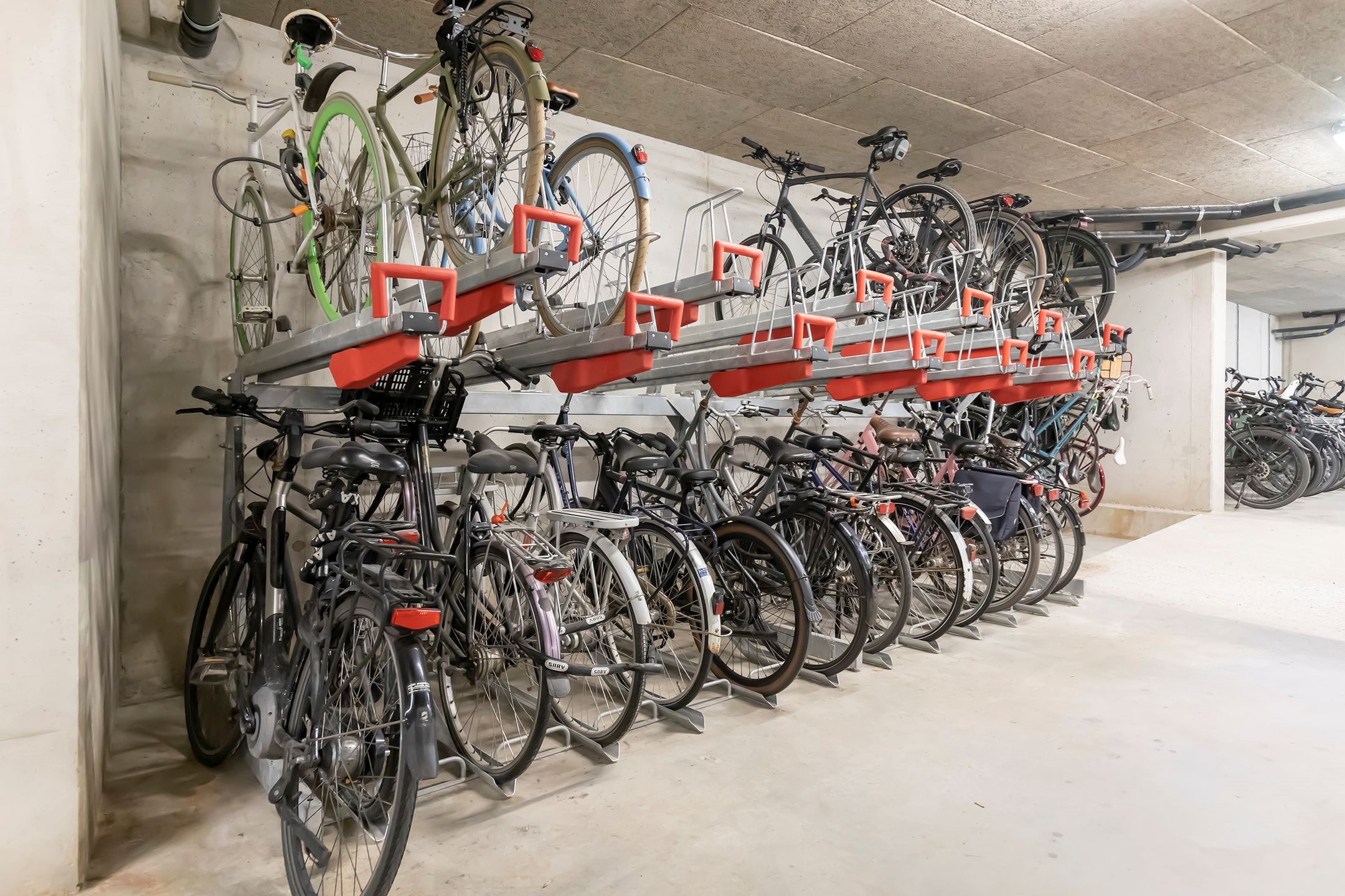 Foto 51 van Krijn Taconiskade 217