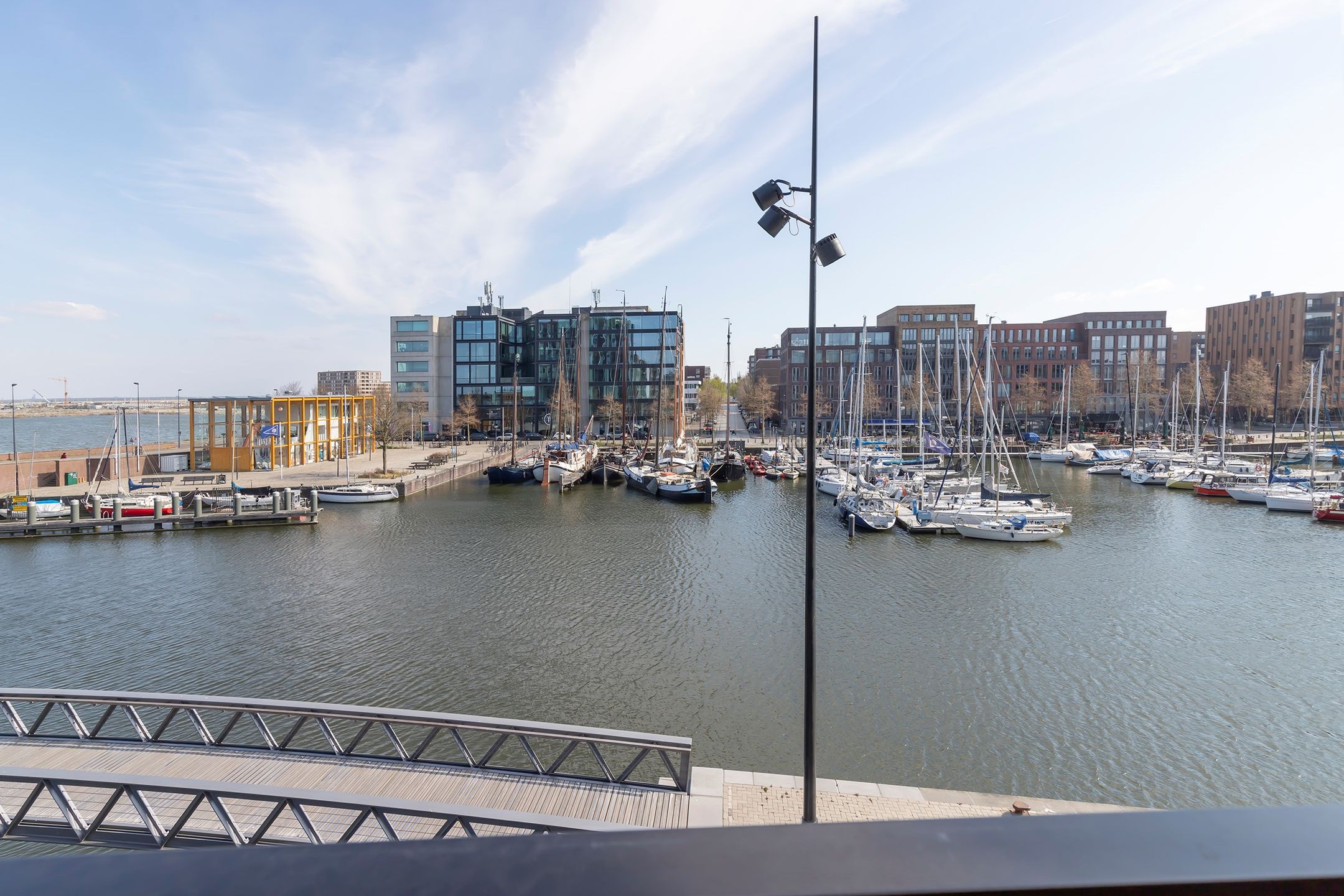 Foto 57 van Krijn Taconiskade 217