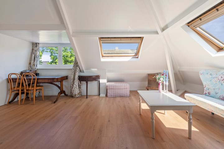 Foto 37 van Burgemeester Sandbergstraat 24