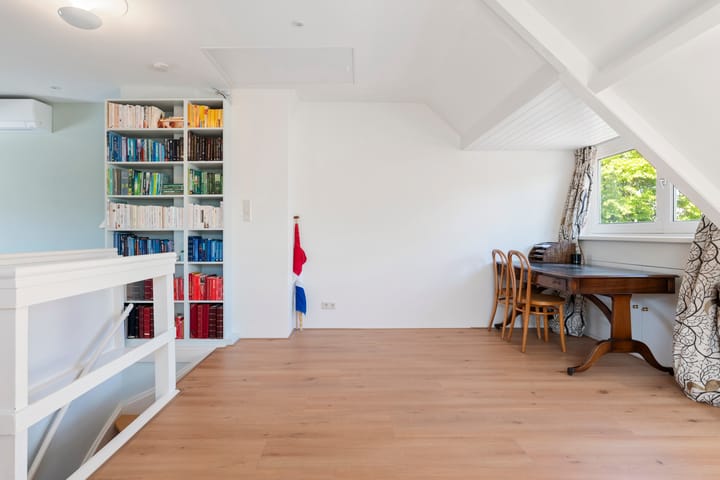 Foto 38 van Burgemeester Sandbergstraat 24