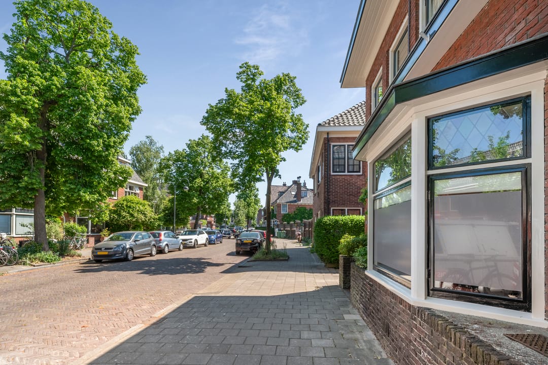 Foto 43 van Burgemeester Sandbergstraat 24