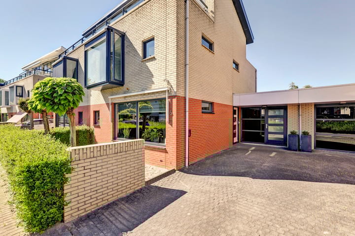 Foto 2 van Bijwater 6